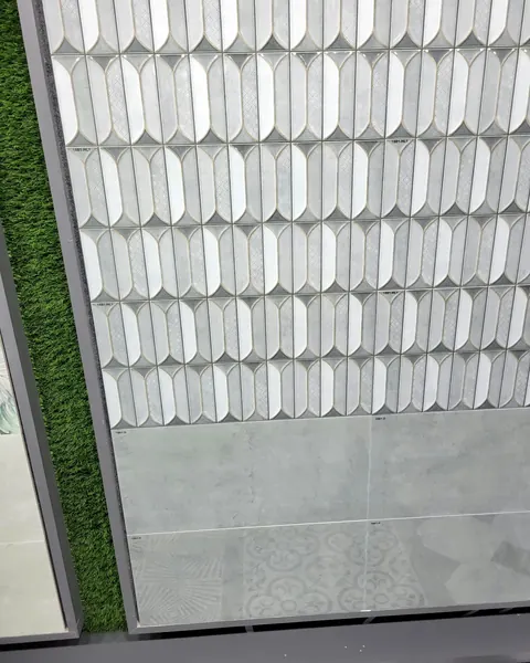 Three-dimensional relief wall tile, white satin