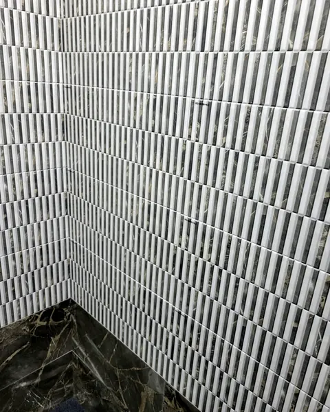 Fluted relief wall tile, white matte